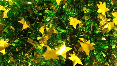 Мишура широкая, со звездами 1шт, цвет зелёный - фото 13568
