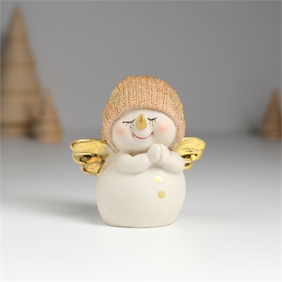 Фигурка полистоун «Снеговик в золотистом вязанном колпаке, с крылышками», 6*4*7.5см 126083