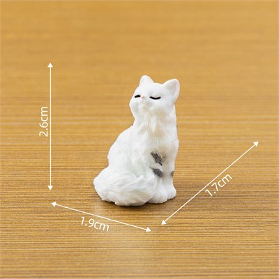 Кошечка мохнатая белая сидит 2,6*1,8см мини 24471