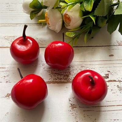 Искусственные яблоки красные 3см уп. 4 шт - фото 5535