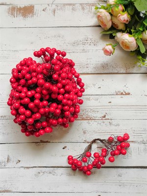 Декоративные ягоды глянцевые 11мм уп.10 пучков цв. красный - фото 5666