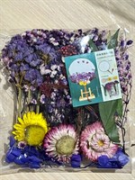 Набор сухоцветов фиолетовая гипсофила+цветочки