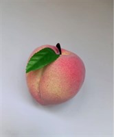 Искусственный персик в натур.величину 