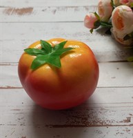 Искусственный томат в натур. величину   