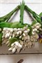 Бутоньерка букет капли-тычинки белые - фото 10250
